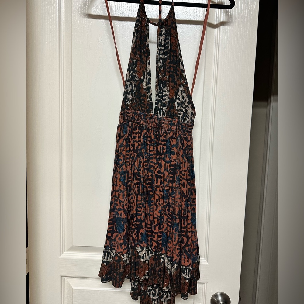 Never worn FREE PEOPLE DRESS SIZE M